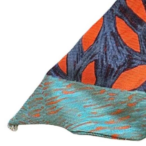 HERMES ORANGE CHACUN FAIT SON NID SILK TWILLY SCARF - Picture 11 of 12